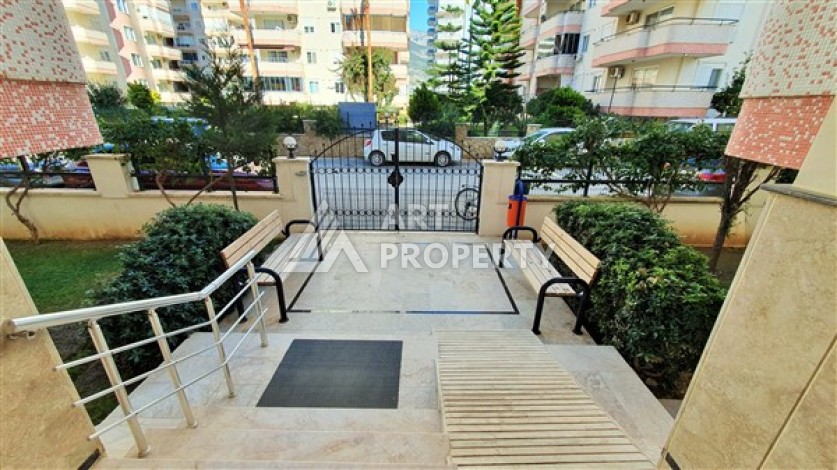 Большая квартира 1+1 в районе Махмутлар, 80 кв.м. - Ракурс 4