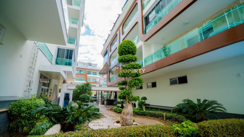 Апартаменты 2+1 в самом центре Аланьи в 250 метрах от пляжа Клеопатры, 120 м2 - Ракурс 7