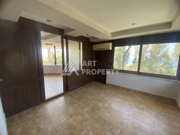 Просторная вилла 4+2 в Турклере, Алания, всего в 200 метрах от моря! - Ракурс 12