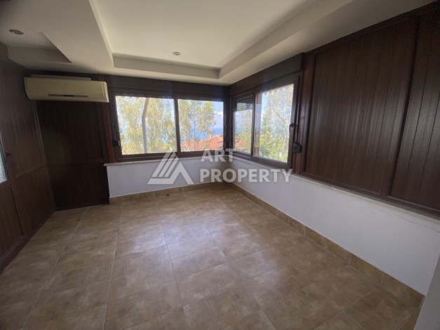 Просторная вилла 4+2 в Турклере, Алания, всего в 200 метрах от моря! - Ракурс 14