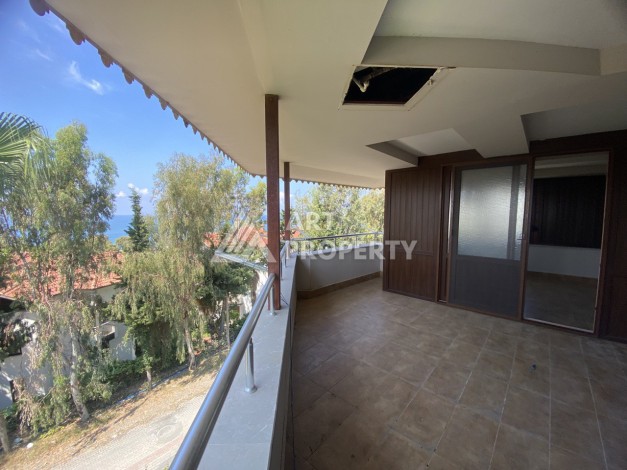 Просторная вилла 4+2 в Турклере, Алания, всего в 200 метрах от моря! - Ракурс 19