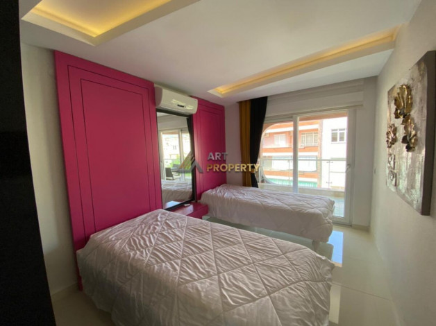 Апартаменты 2+1 в самом центре Аланьи в 250 метрах от пляжа Клеопатры, 120 м2 - Ракурс 14