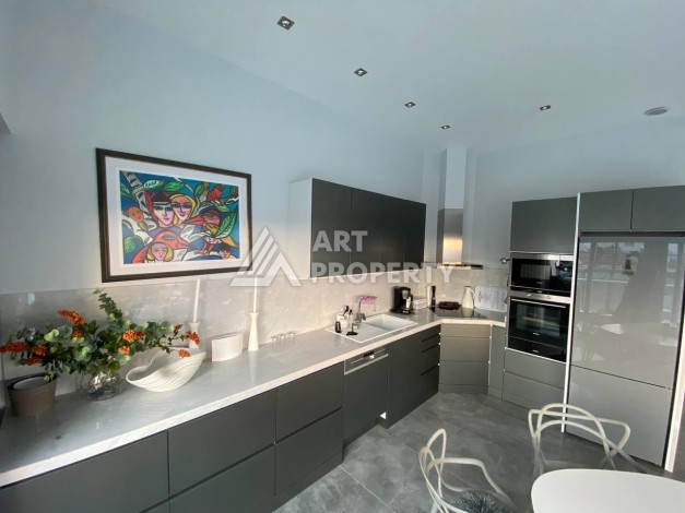 Роскошный дуплекс 3+1 в престижной резиденции в районе Клеопатры, 180 кв.м. - Ракурс 2