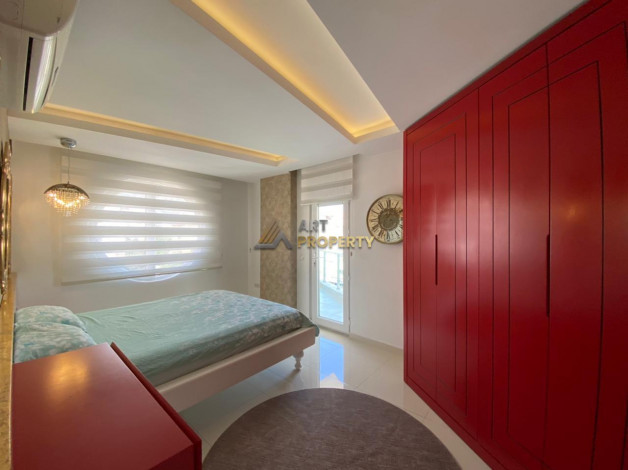 Апартаменты 2+1 в самом центре Аланьи в 250 метрах от пляжа Клеопатры, 120 м2 - Ракурс 19