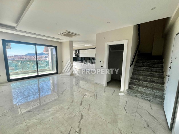 Просторная квартира-дуплекс 3+1 под ВНЖ, 140 кв.м. в центре Алании - Ракурс 20