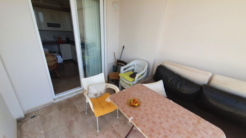 Меблированная квартира 2+1 с частичным видом на море в районе Махмутлар, 115 м2 - Ракурс 13