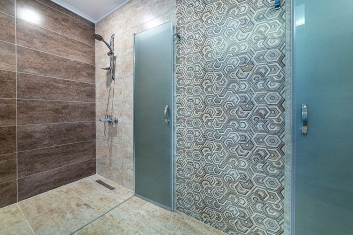 Квартира 1+1 в новом комплексе с инфраструктурой 5* отеля в тихом месте Махмутлара, 75 м2 - Ракурс 21