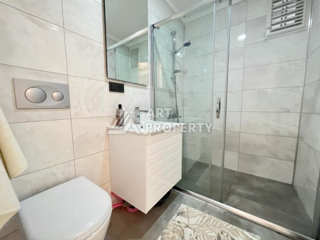 Дуплекс 3+1 с выходом в сад в самом центре Алании, 140 кв.м. - Ракурс 13