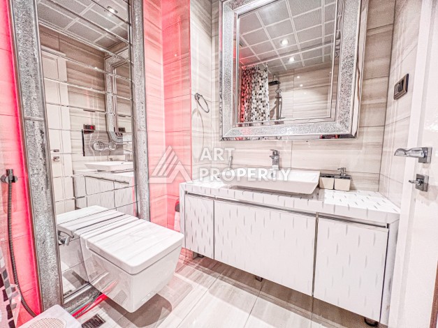 Квартира 2+1 с видом на море в Махмутларе, 110 кв.м. - Ракурс 32