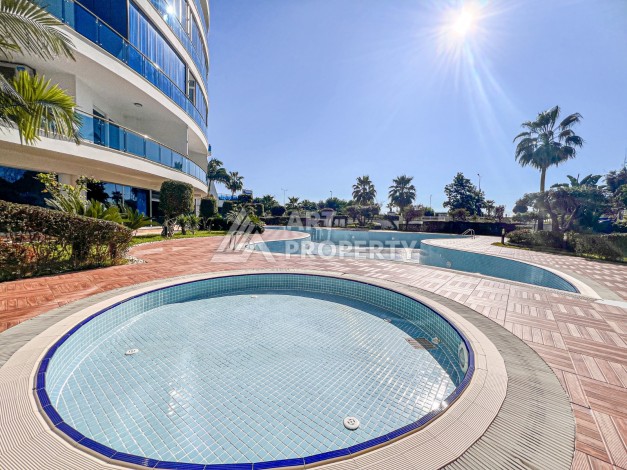 Квартира 2+1 с видом на море в Махмутларе, 110 кв.м. - Ракурс 43