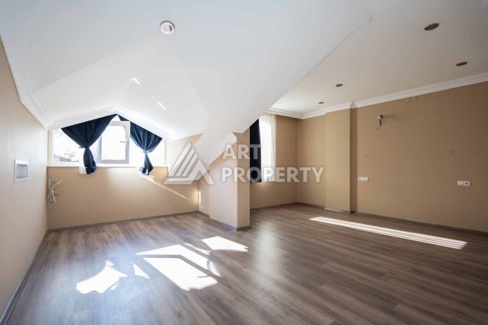 Просторный дуплекс 6+2 в 700 метрах от пляжа Клеопатры - Ракурс 16