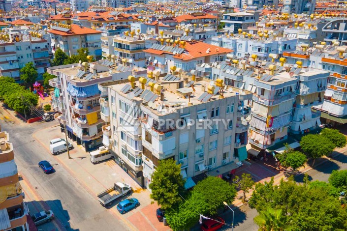 Квартира 3+1 под ВНЖ и гражданство в центре Алании, 135 кв.м - Ракурс 2