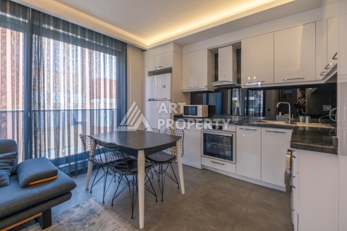 Уютная квартира 1+1 в 100 метрах от пляжа Клеопатры, 50 кв.м - Ракурс 3