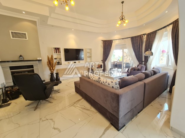 Вилла 3+1 с бассейном и гаражом, 290 кв.м. Каргыджак, Алания - Ракурс 6