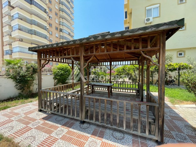 Квартира 2+1 с мебелью в 300 м от моря. Махмутлар, Алания - Ракурс 3