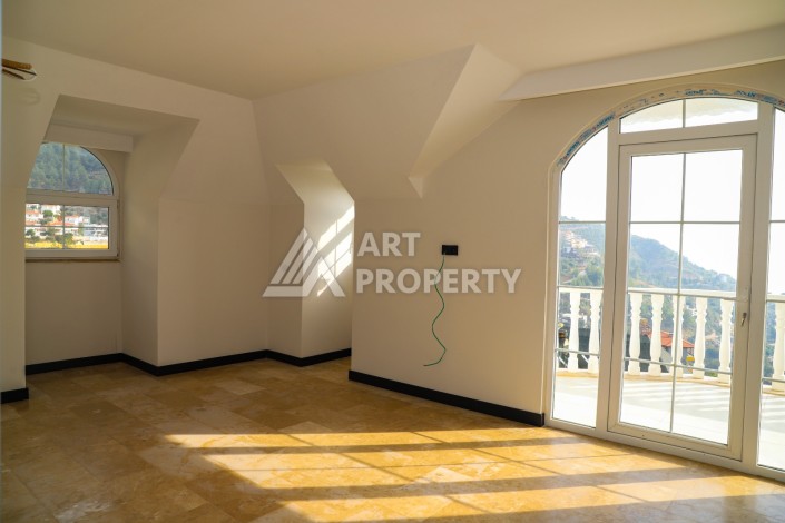 Роскошная вилла 4+1 с участком 525 кв.м. и бассейном. Тепе, Алания - Ракурс 30