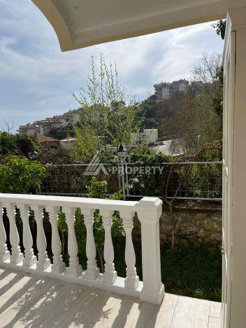 Вилла 3+1 для получения ВНЖ в престижном районе Тепе, 220 кв.м. - Ракурс 34