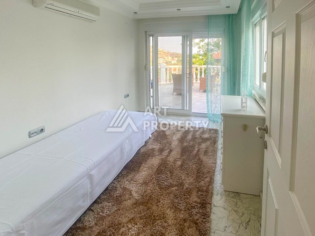 Меблированная вилла 2+1 в 5 минутах от центра, 150 кв.м в районе Тепе. Подходит под ВНЖ. - Ракурс 13