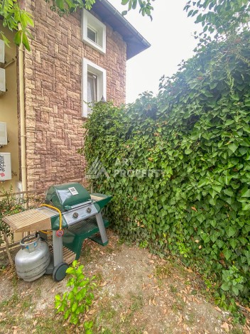 Меблированная вилла 2+1 в 5 минутах от центра, 150 кв.м в районе Тепе. Подходит под ВНЖ. - Ракурс 21