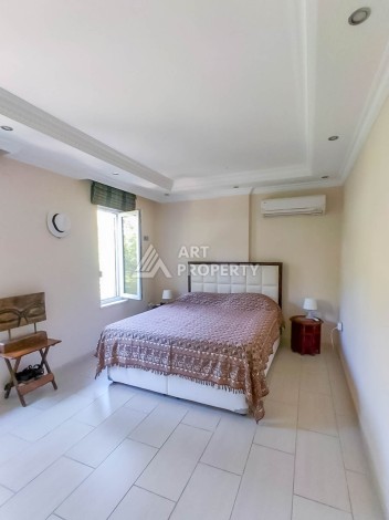 Вилла 2+1 в районе Тепе, 200 кв.м. Подходит под ВНЖ - Ракурс 19