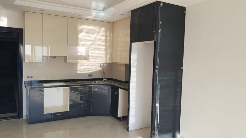 Двухкомнатная квартира в новом комплексе с полной инфраструктурой в центре Махмутлара, 65м2 - Ракурс 9