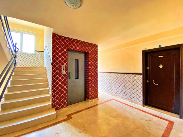 Трехкомнатная квартира с отдельной кухней в районе Оба, 130 м2 - Ракурс 5