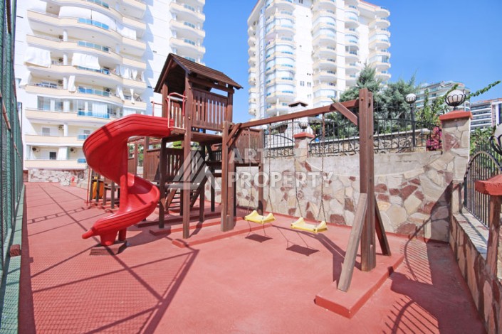 Большая квартира 2+1 с видом на бассейн. До моря 700 метров. - Ракурс 19