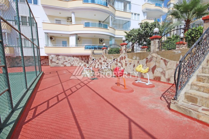 Большая квартира 2+1 с видом на бассейн. До моря 700 метров. - Ракурс 22