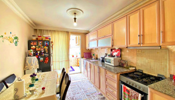 Трехкомнатная квартира с отдельной кухней в районе Оба, 130 м2 - Ракурс 25