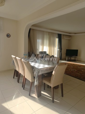 Большая квартира 2+1 с видом на бассейн. До моря 700 метров. - Ракурс 48