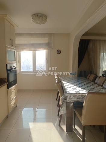 Большая квартира 2+1 с видом на бассейн. До моря 700 метров. - Ракурс 49