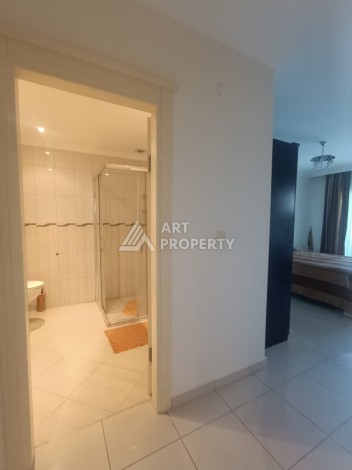 Большая квартира 2+1 с видом на бассейн. До моря 700 метров. - Ракурс 54