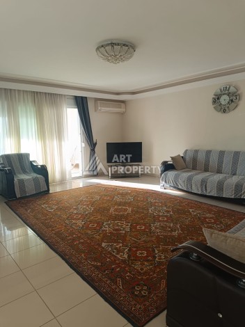 Большая квартира 2+1 с видом на бассейн. До моря 700 метров. - Ракурс 59