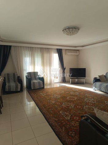 Большая квартира 2+1 с видом на бассейн. До моря 700 метров. - Ракурс 61