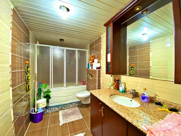 Трехкомнатная квартира с отдельной кухней в районе Оба, 130 м2 - Ракурс 27