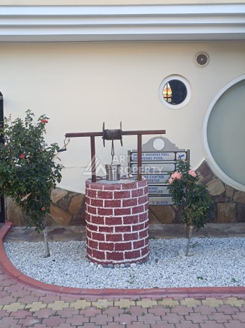 Большая квартира 2+1 с видом на бассейн. До моря 700 метров. - Ракурс 74