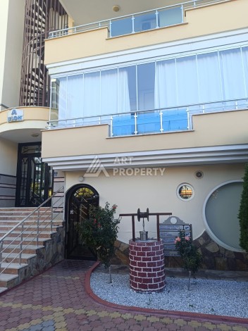 Большая квартира 2+1 с видом на бассейн. До моря 700 метров. - Ракурс 75