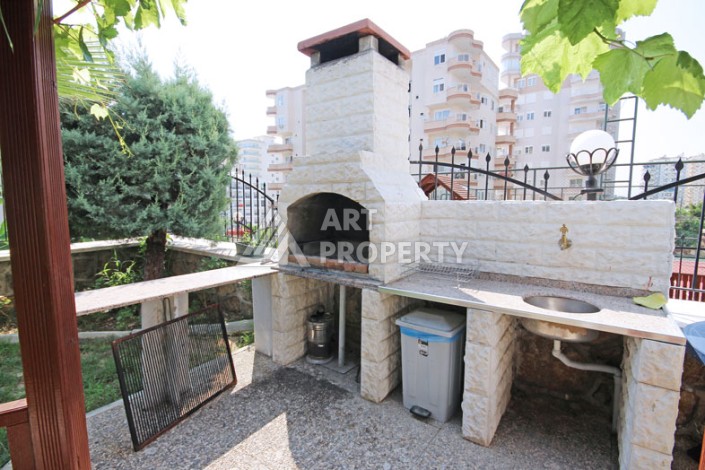 Квартира 2+1 в Махмутларе с видом на мор, горы и город. До моря 700 метров. - Ракурс 9