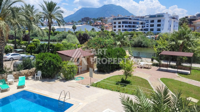 Квартира 2+1 под ВНЖ в районе Тосмур, 180 метров от моря - Ракурс 3