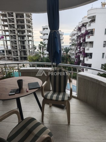 Квартира 2+1 на первой береговой линии 75 кв.м. в Махмутларе - Ракурс 3