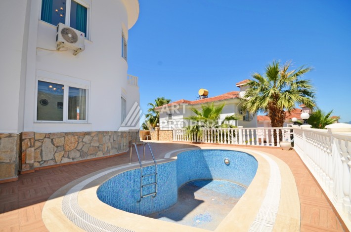 Меблированная вилла 3+1 с частным бассейном и гаражом, 350 кв.м. Каргыджак, Алания - Ракурс 4