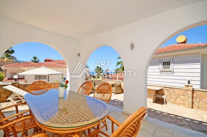 Меблированная вилла 3+1 с частным бассейном и гаражом, 350 кв.м. Каргыджак, Алания - Ракурс 6