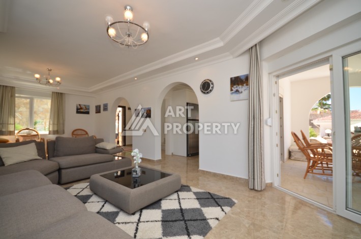 Меблированная вилла 3+1 с частным бассейном и гаражом, 350 кв.м. Каргыджак, Алания - Ракурс 9