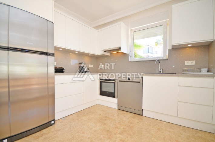 Меблированная вилла 3+1 с частным бассейном и гаражом, 350 кв.м. Каргыджак, Алания - Ракурс 12