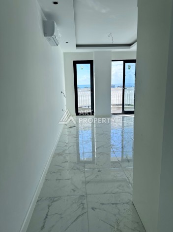 Три квартиры 1+1 в пешей доступности от пляжа Клеопатры, 65,5 кв.м. - Ракурс 2