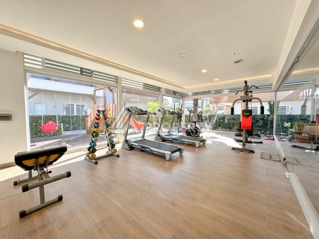 Квартира 4+1 под ВНЖ в районе Тосмур, 275 кв.м. - Ракурс 11