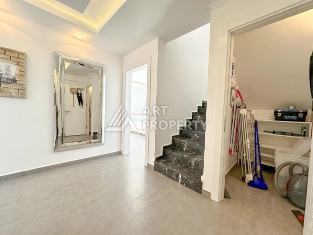 Квартира 4+1 под ВНЖ в районе Тосмур, 275 кв.м. - Ракурс 16