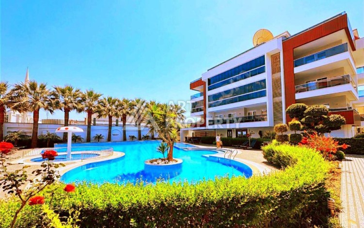 Квартира 4+1 под ВНЖ в районе Тосмур, 275 кв.м. - Ракурс 43