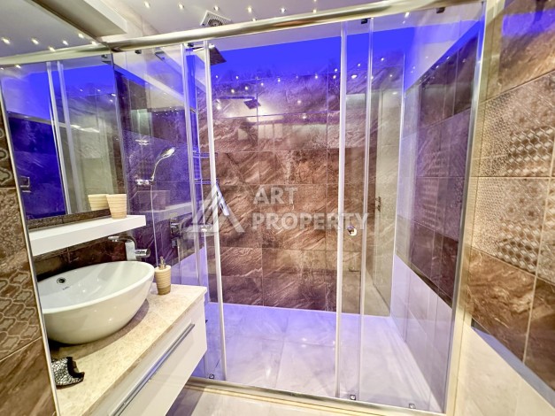 Квартира 4+1 под ВНЖ в районе Тосмур, 275 кв.м. - Ракурс 45