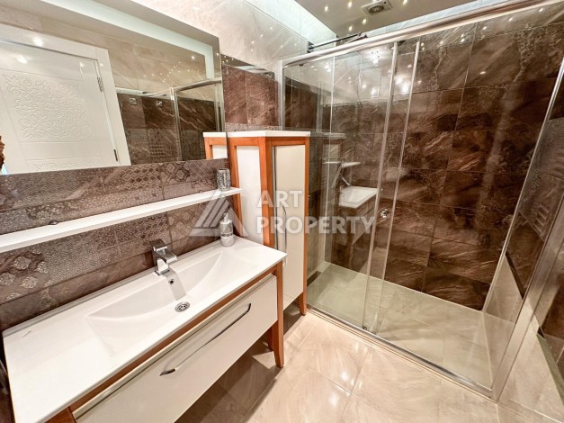 Квартира 4+1 под ВНЖ в районе Тосмур, 275 кв.м. - Ракурс 48